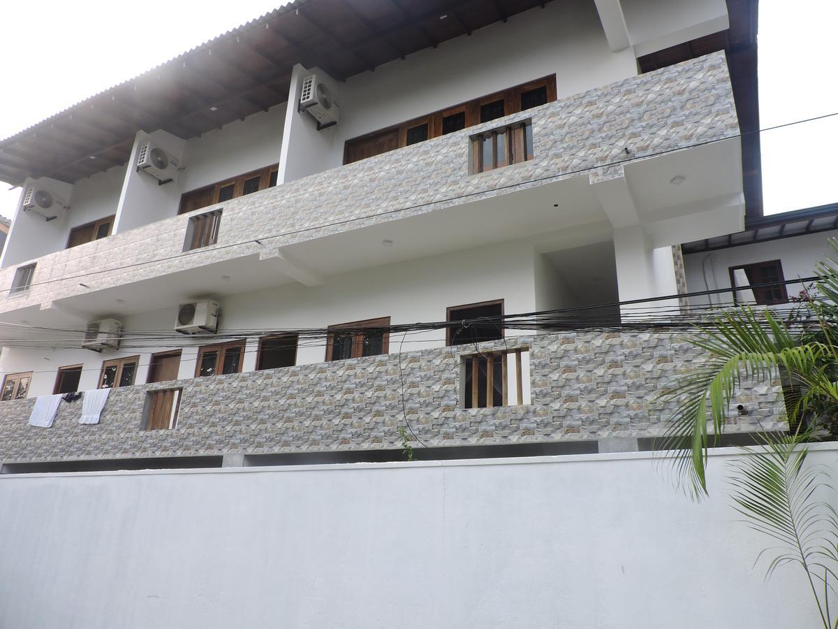 Asantha Guest House Unawatuna Bagian luar foto
